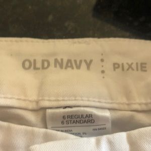 Old Navy white pants